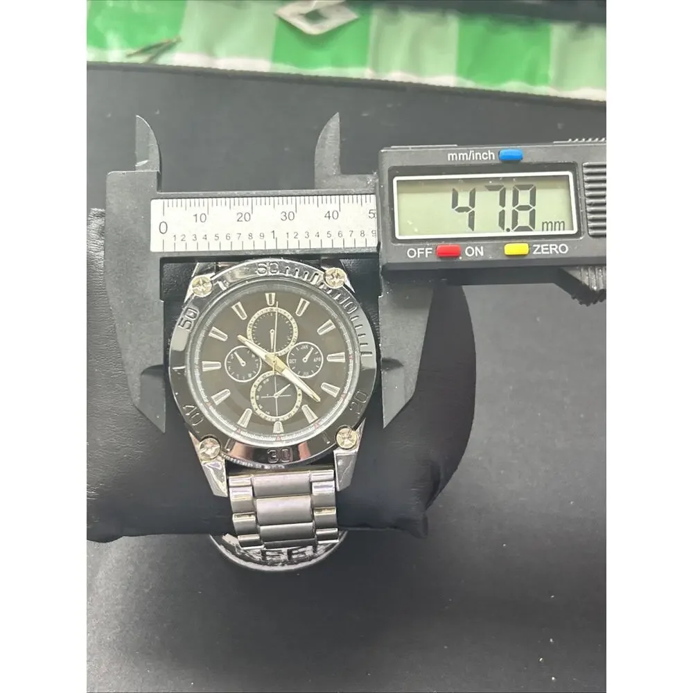 Black Dial Large Men’s Quartz Watch